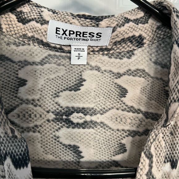 Express dress shirt - Picture 4 of 5